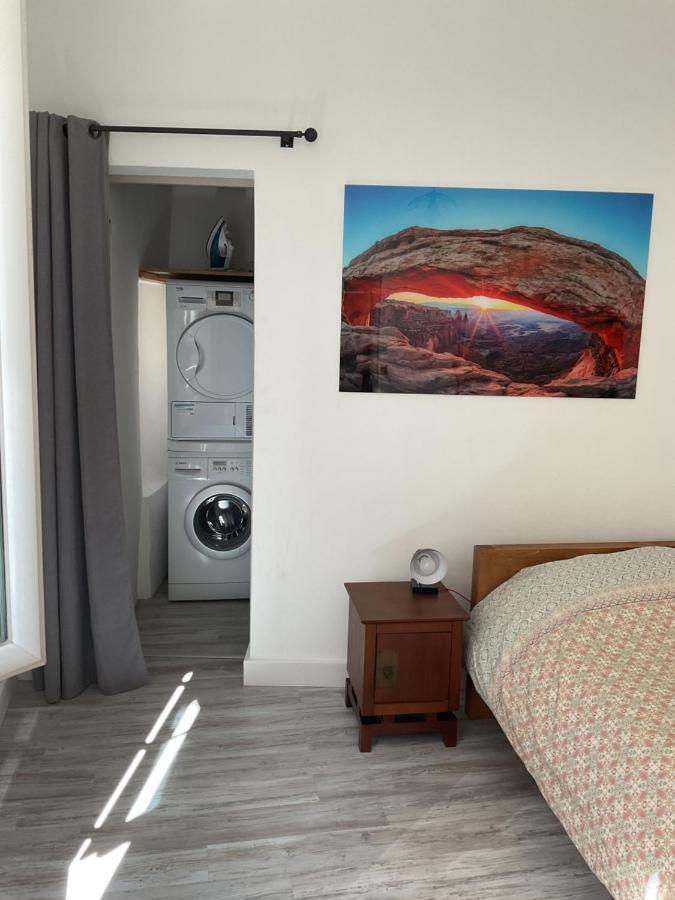 ニームPlace Aux Herbesアパートメント エクステリア 写真
