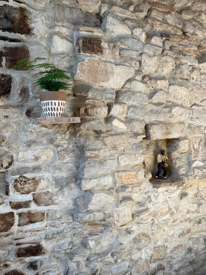 ニームPlace Aux Herbesアパートメント エクステリア 写真